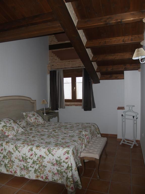 Casa Rural El Cuartel Tierzo Ngoại thất bức ảnh